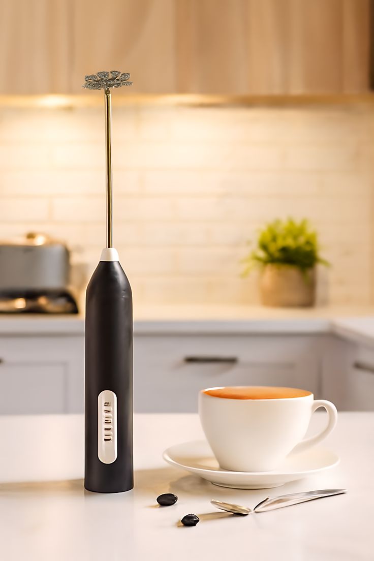 ☕ USB Rechargeable Electric Milk Frother – Perfect Café-Style Foam in Seconds